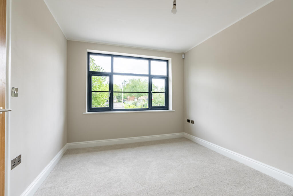 Additional image 8 of Grove Road, Harpenden, Hertfordshire, AL5