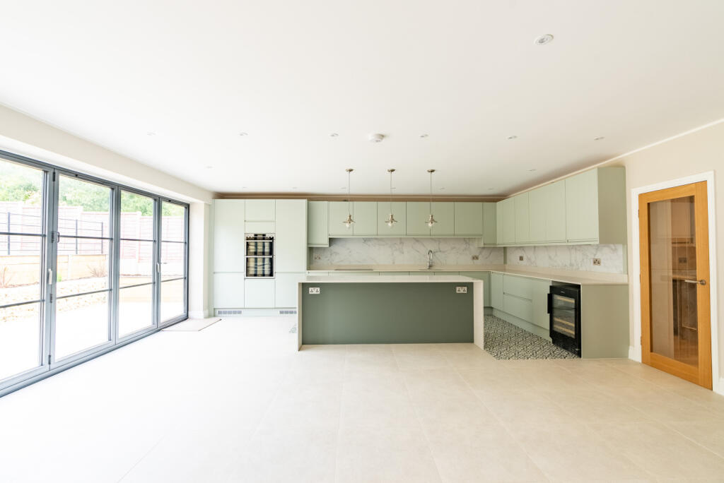 Additional image 24 of Grove Road, Harpenden, Hertfordshire, AL5