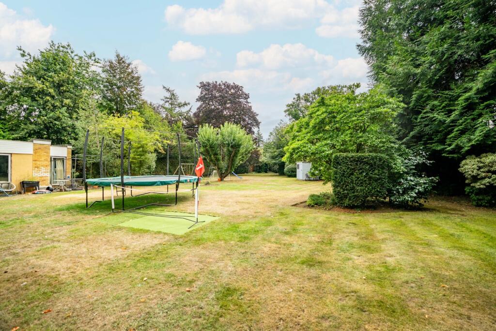 Additional image 5 of Park Avenue North, Harpenden, Hertfordshire, AL5