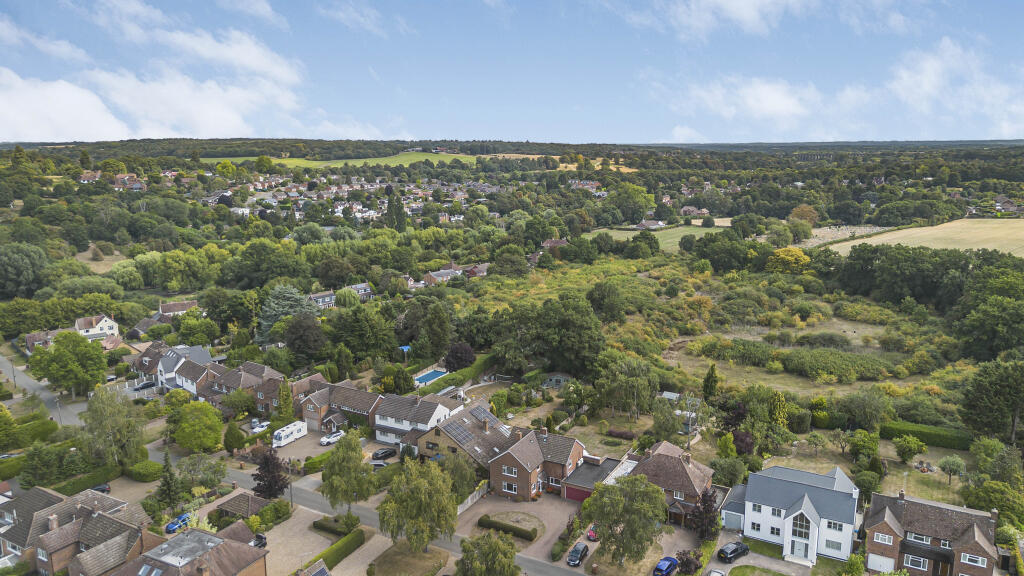 Additional image 33 of Oakhill Drive, Welwyn, Hertfordshire,