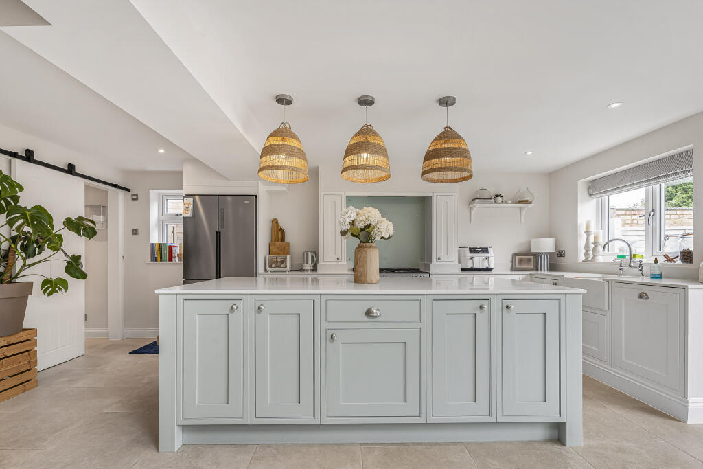 Additional image 22 of Vale Close, Harpenden, Hertfordshire, AL5