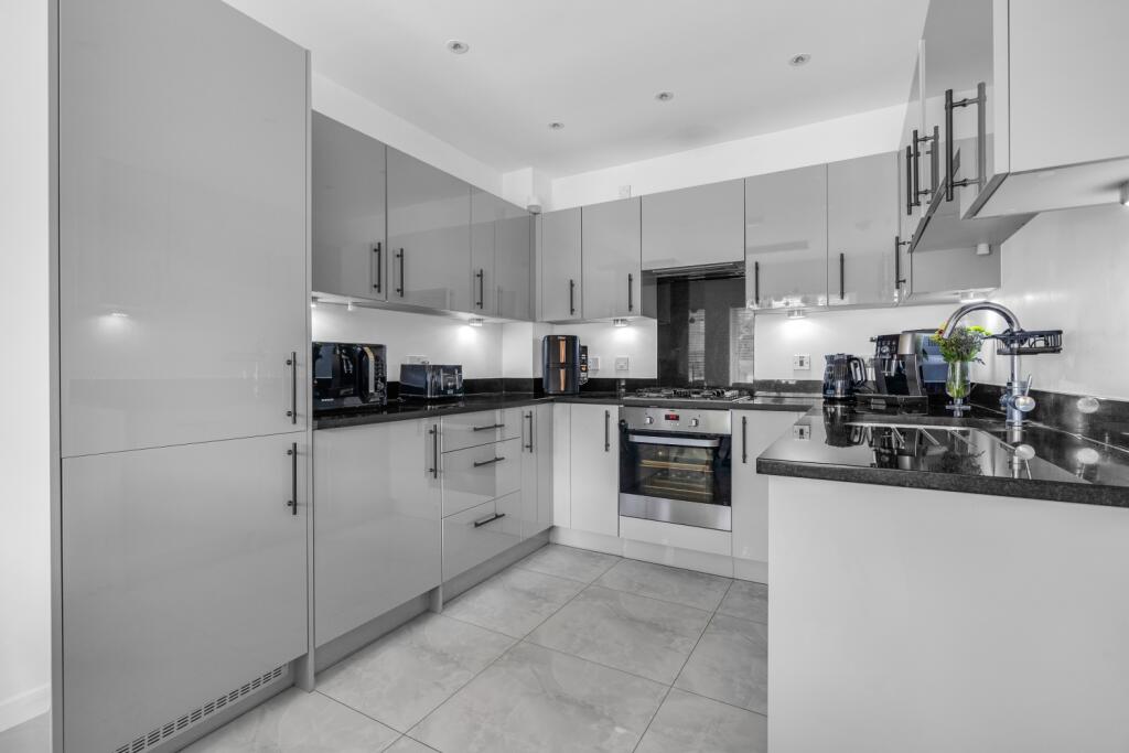 Additional image 6 of Queens Avenue, Welwyn Garden City, Hertfordshire, AL7