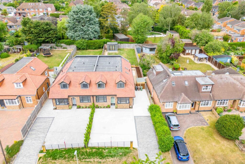 Additional image 22 of Grove Road, Harpenden, Hertfordshire, AL5