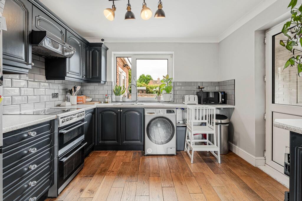 Additional image 3 of Raymonds Close, Welwyn Garden City, AL7