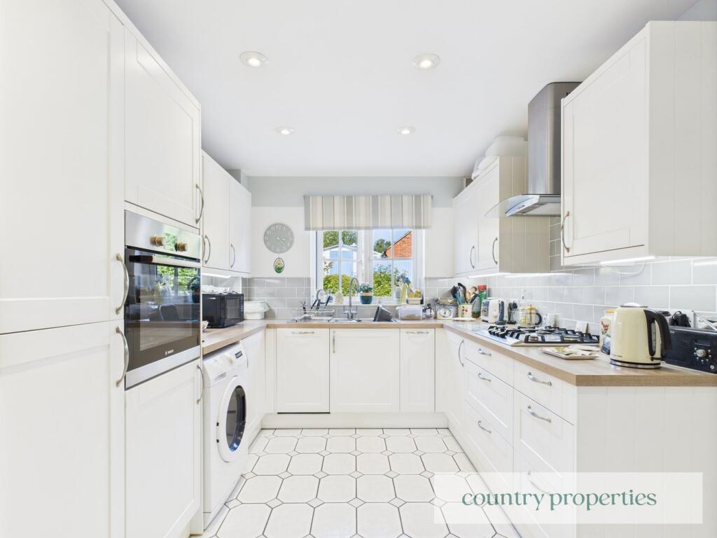 Additional image 4 of Welwyn Hall Gardens, Welwyn, AL6