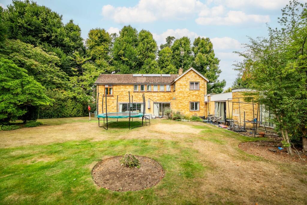 Additional image 10 of Park Avenue North, Harpenden, Hertfordshire, AL5
