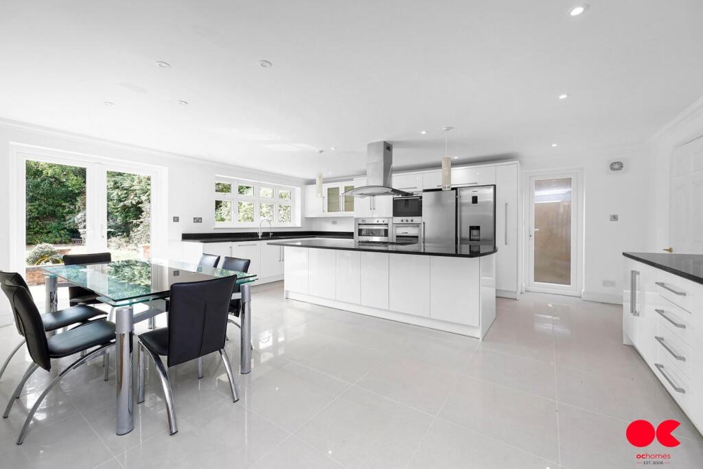 Additional image 41 of Upland Drive, Brookmans Park