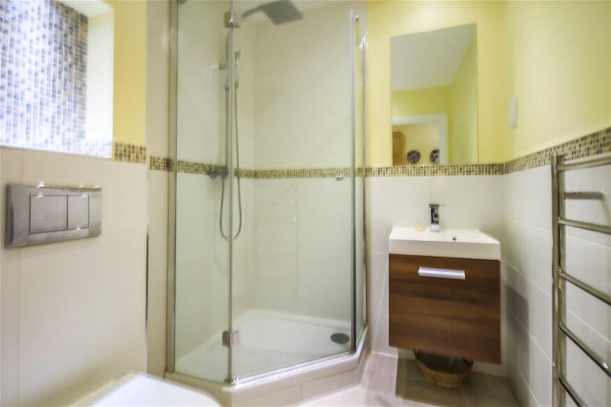 Additional image 5 of Leyton Road, Harpenden, AL5