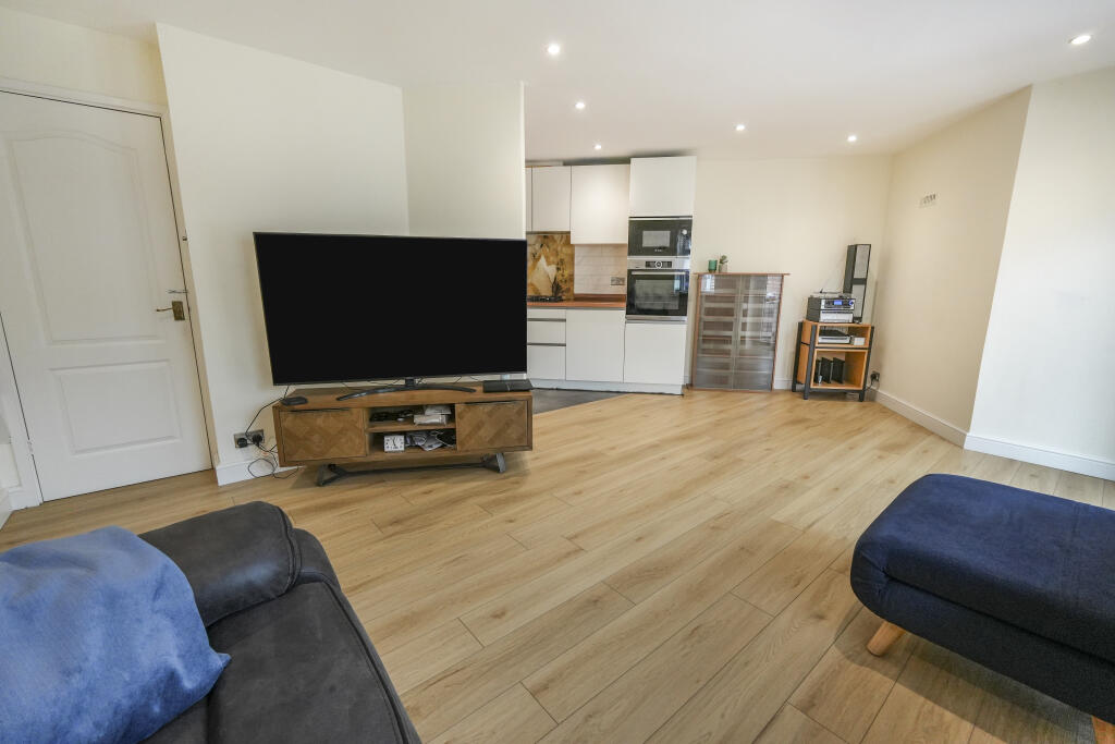 Additional image 5 of Shetland Close, Birmingham, B16