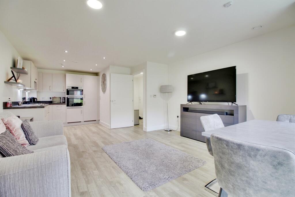 Additional image 15 of Bridge Road East, WELWYN GARDEN CITY