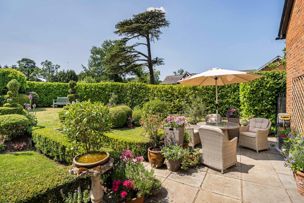 Additional image 19 of The Courtyard, Bedwell Park Cucumber Lane, Essendon, AL9