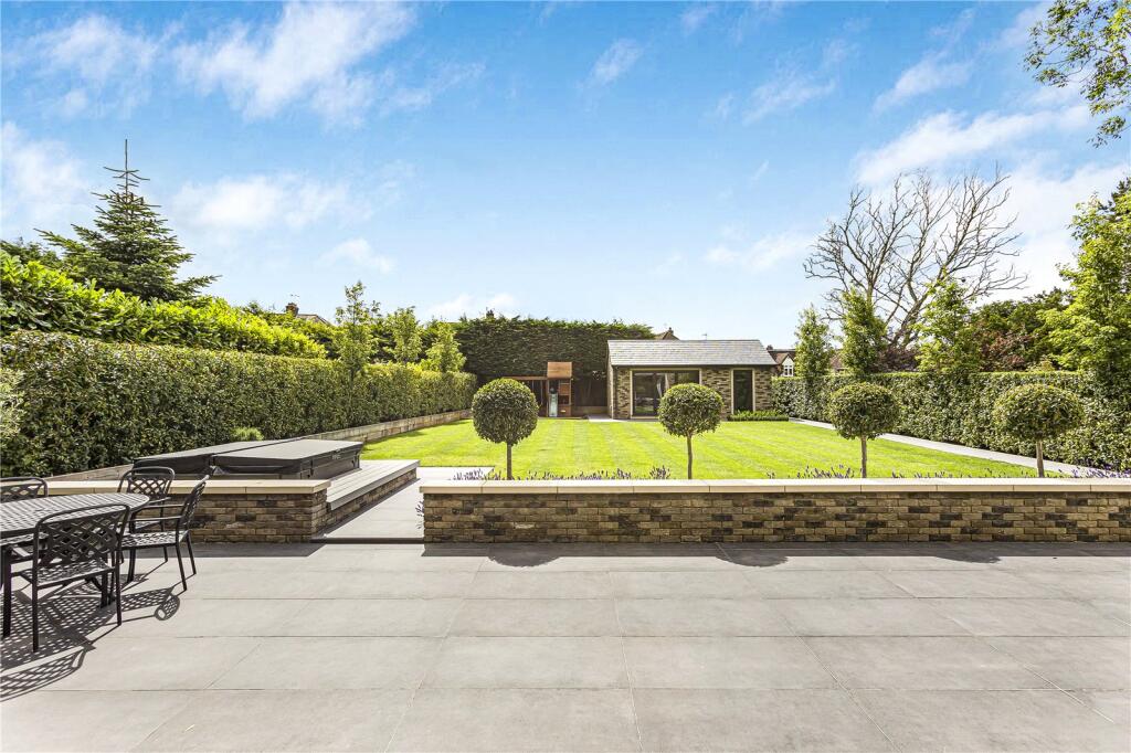 Additional image 31 of Brookmans Avenue, Brookmans Park, Hertfordshire, AL9