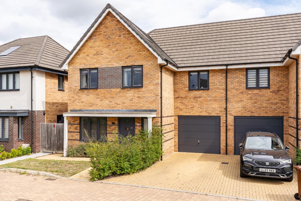 Additional image 33 of Queens Avenue, Welwyn Garden City, Hertfordshire, AL7