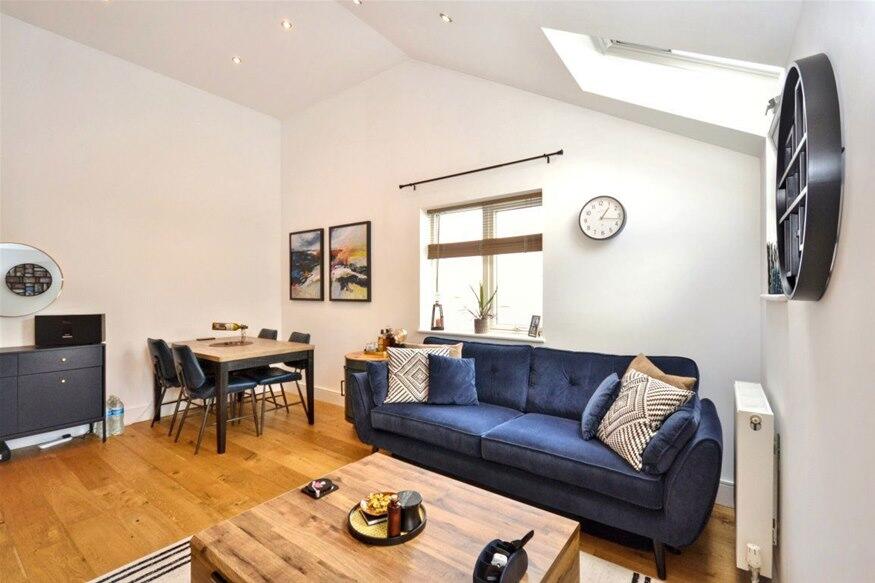 Additional image 4 of Verulam House, Luton Road, Harpenden, AL5