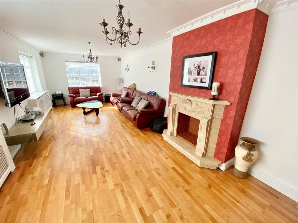 Additional image 21 of Swanland Road, Welham Green