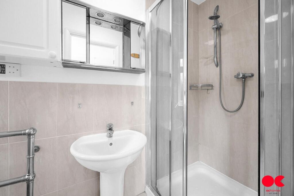 Additional image 20 of Upland Drive, Brookmans Park