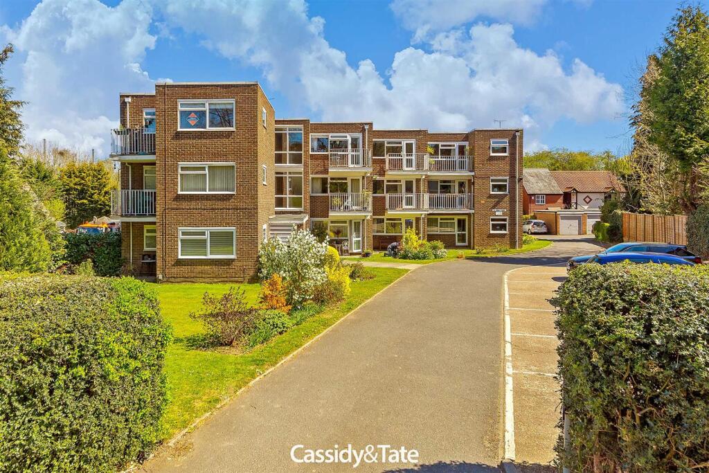 St Johns Court, Harpenden