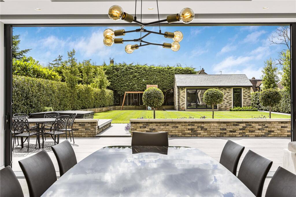 Additional image 32 of Brookmans Avenue, Brookmans Park, Hertfordshire, AL9