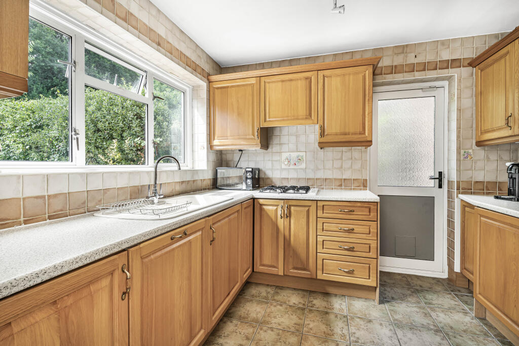 Additional image 31 of Heath Road, Welwyn, Hertfordshire, AL6