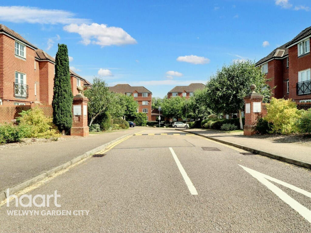 Additional image 12 of Node Way Gardens, Welwyn