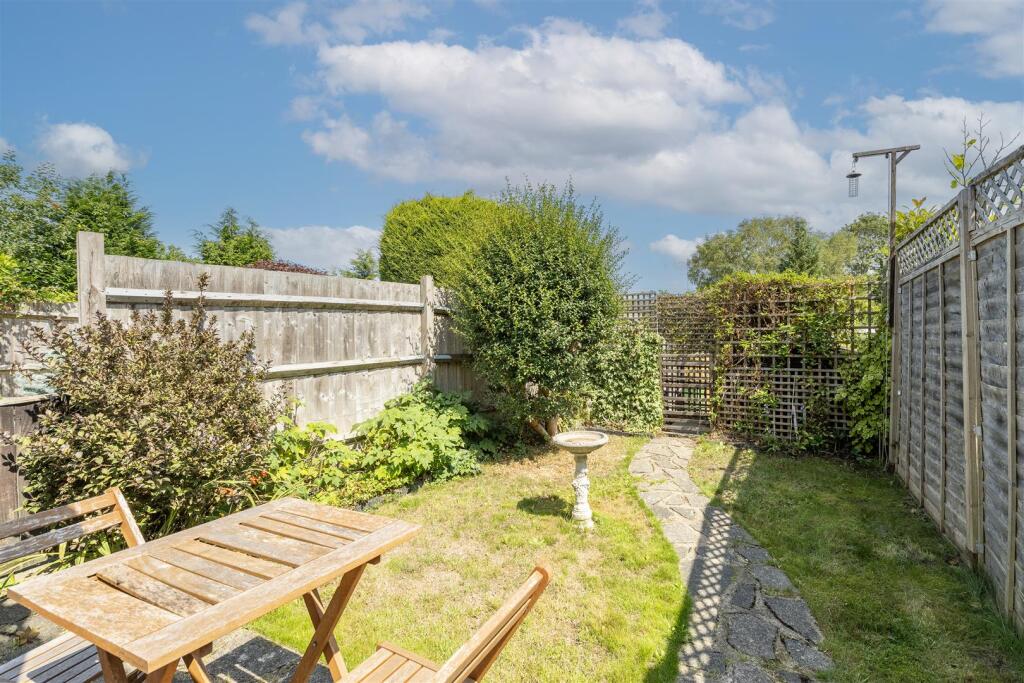 Additional image 9 of Queens Road, Harpenden