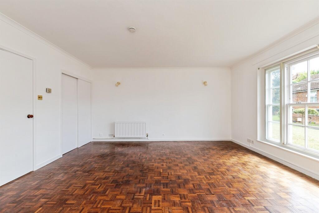 Additional image 20 of Park Close, Hatfield