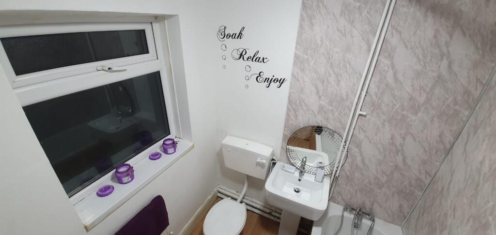 Additional image 2 of 1x Double room available close to city centre