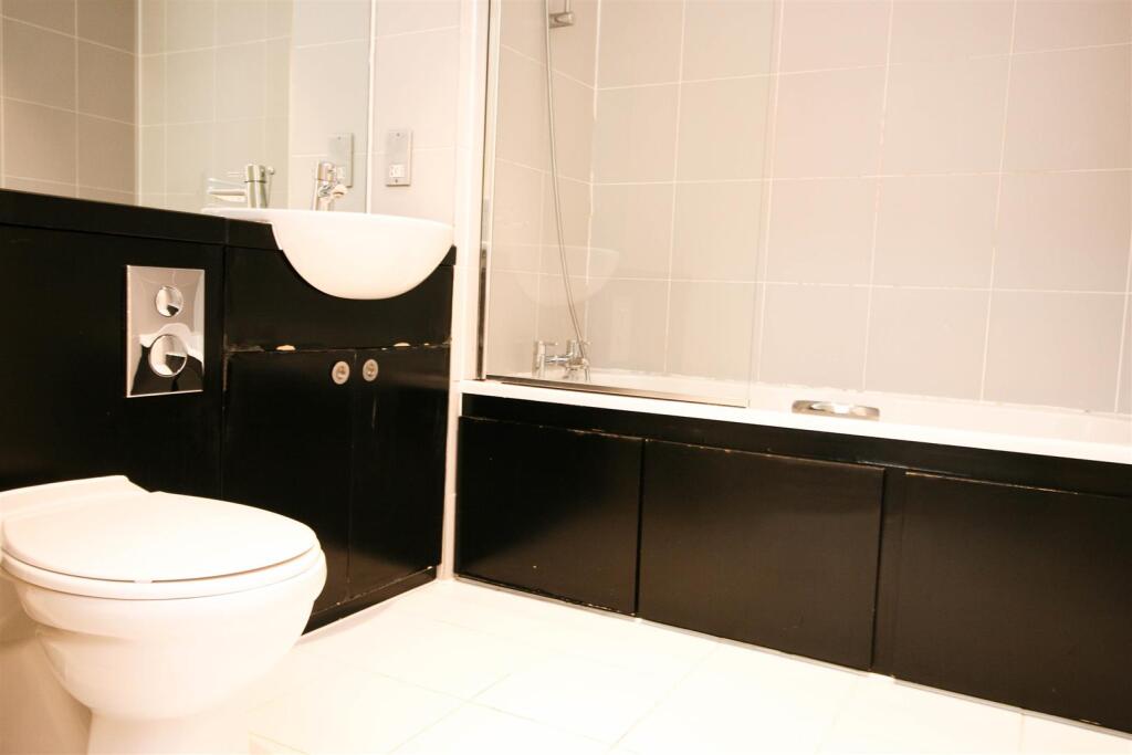 Additional image 6 of Sinope, 58 Sherborne Street