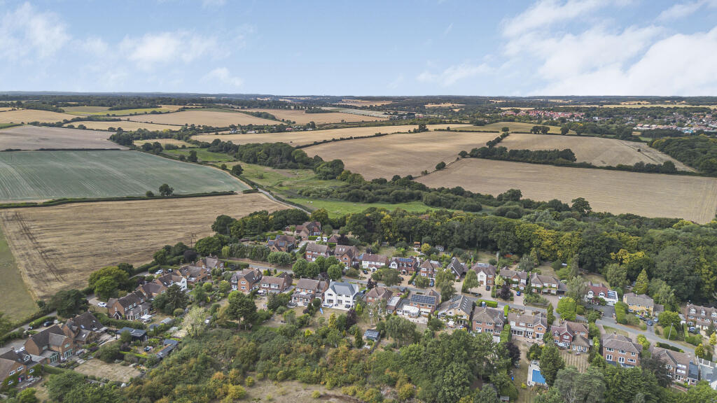 Additional image 34 of Oakhill Drive, Welwyn, Hertfordshire,