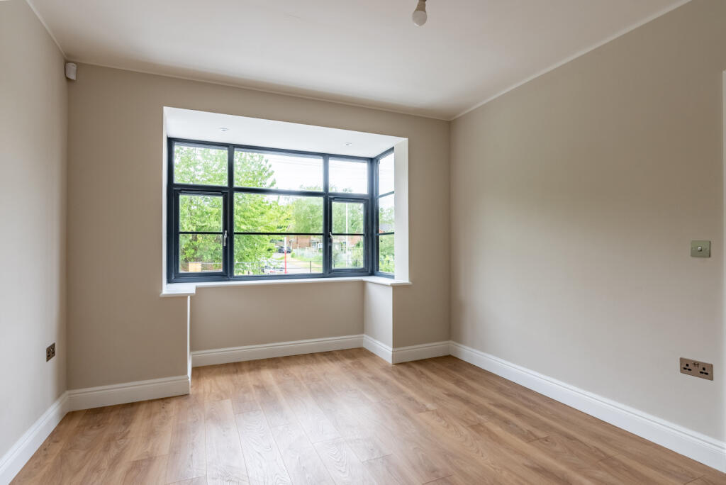 Additional image 7 of Grove Road, Harpenden, Hertfordshire, AL5