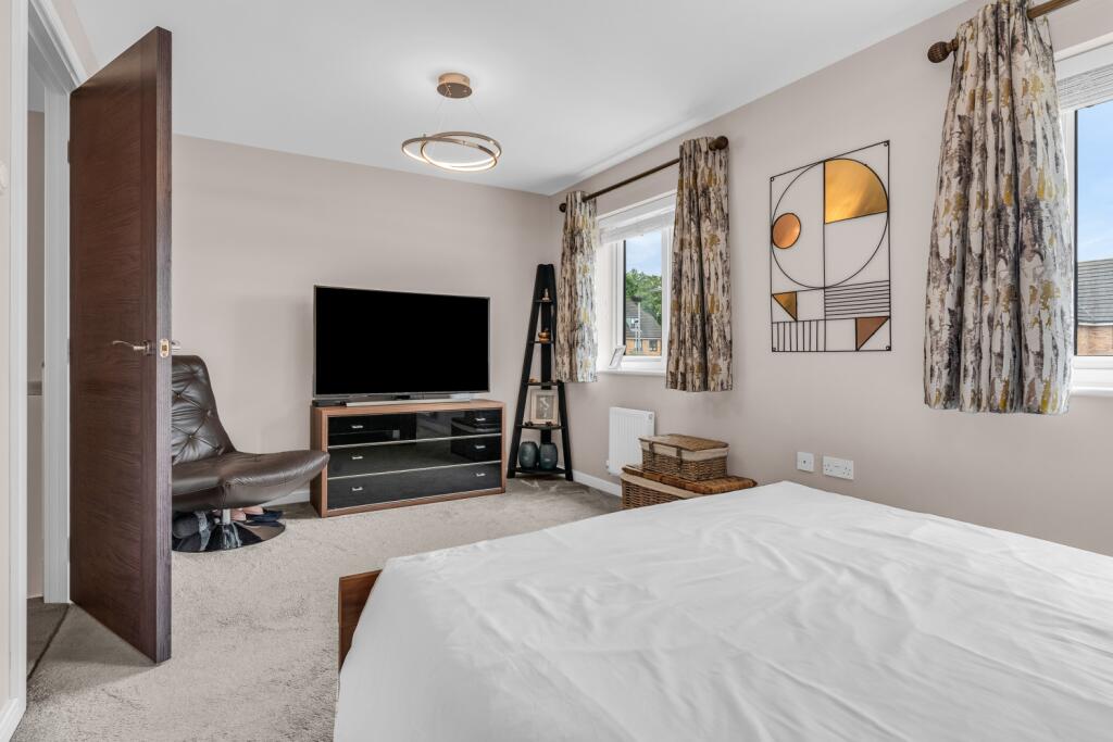 Additional image 18 of Queens Avenue, Welwyn Garden City, Hertfordshire, AL7