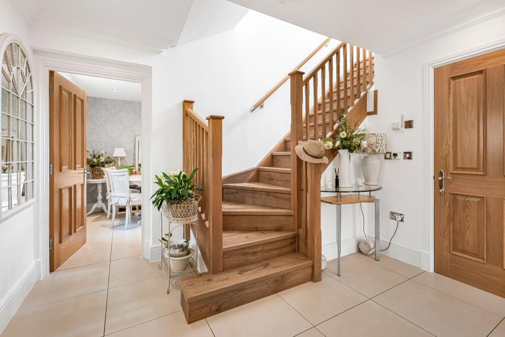 Additional image 11 of The Courtyard, Bedwell Park Cucumber Lane, Essendon, AL9