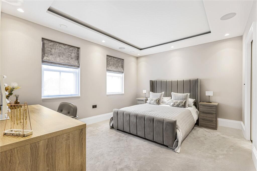 Additional image 23 of Brookmans Avenue, Brookmans Park, Hertfordshire, AL9