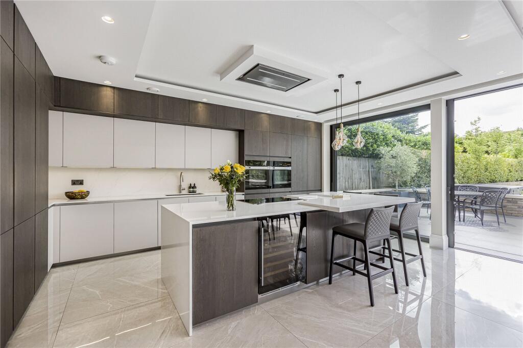 Additional image 8 of Brookmans Avenue, Brookmans Park, Hertfordshire, AL9