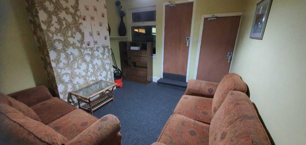 Additional image 4 of 1x Double room available close to city centre