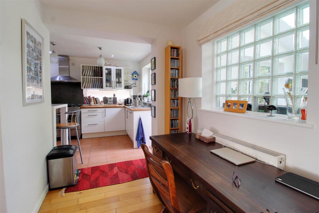 Additional image 13 of Bulls Lane, Welham Green