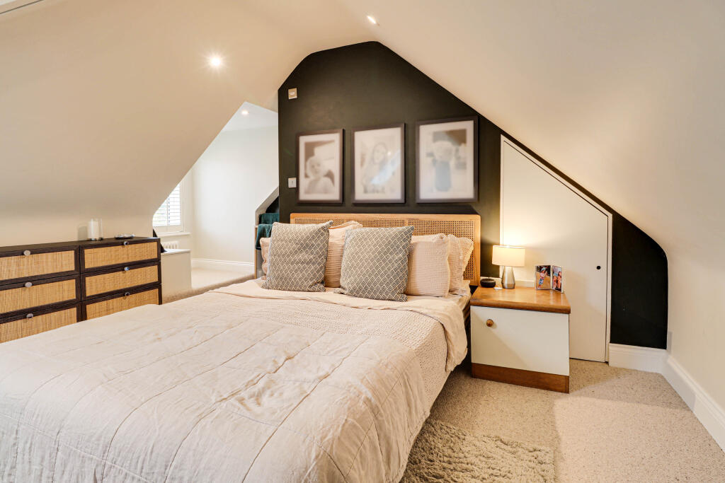 Additional image 17 of Moreton End Lane, Harpenden, AL5