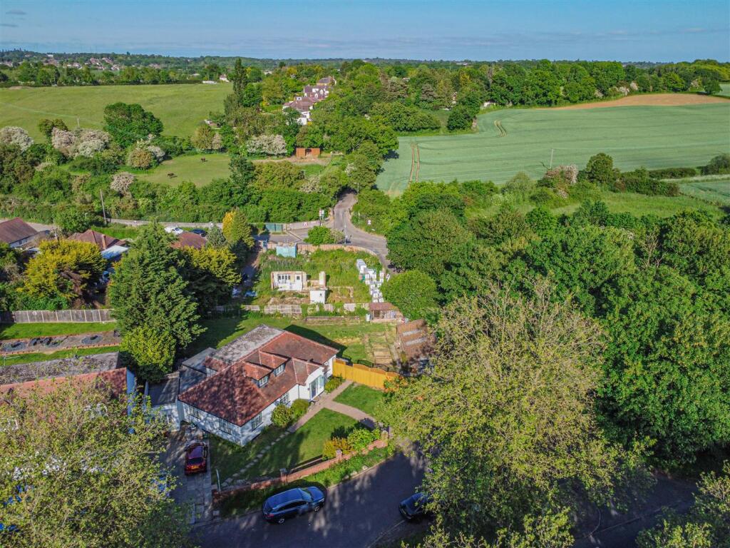 Additional image 19 of Swanland Road, Welham Green