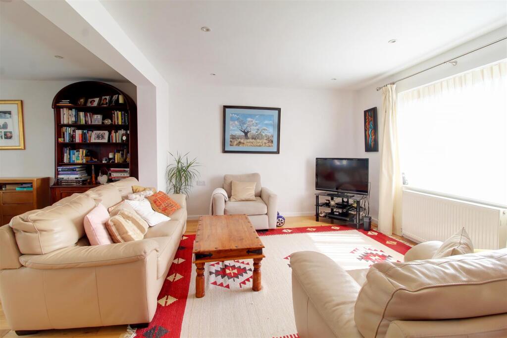 Additional image 6 of Bulls Lane, Welham Green