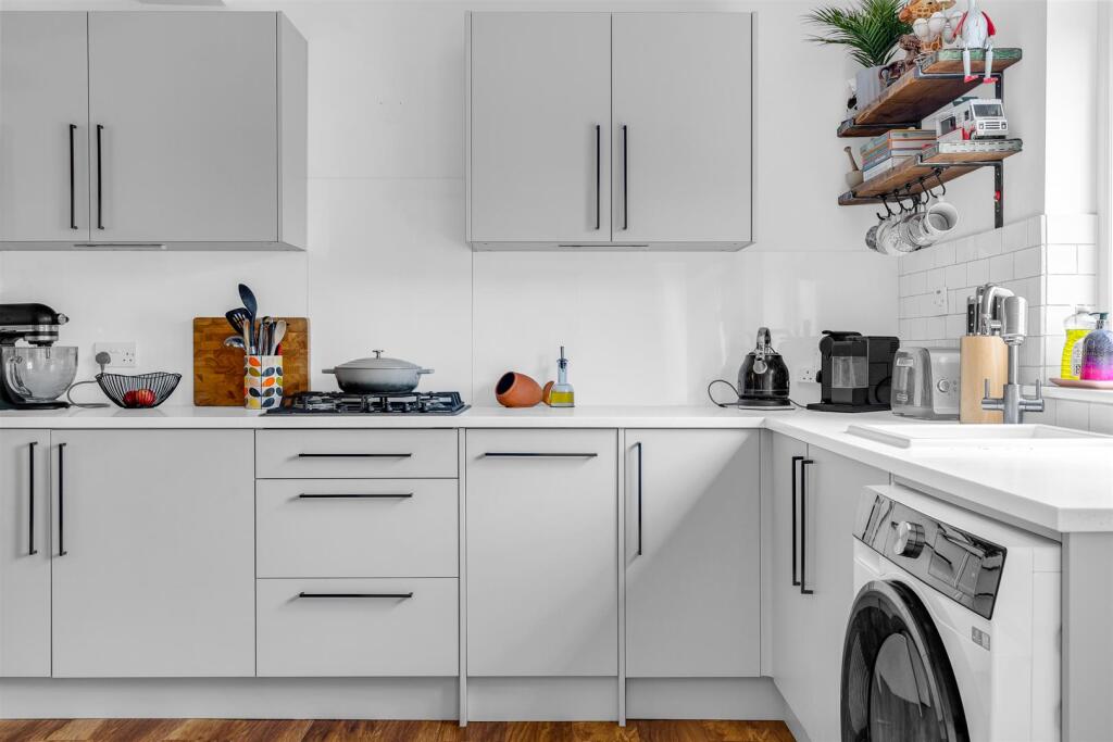 Additional image 31 of Lumbards, Welwyn Garden City