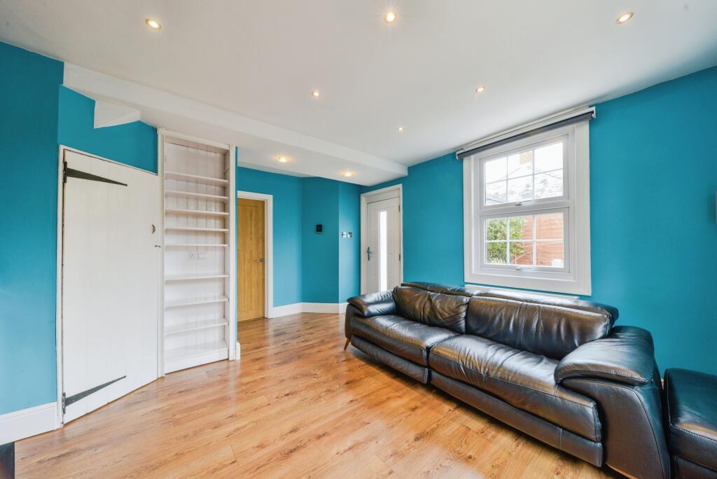 Additional image 8 of Station Road, Welwyn, AL6