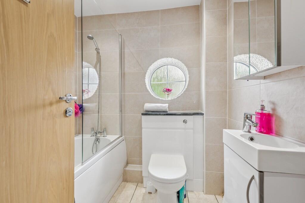 Additional image 14 of Langstone Ley, Welwyn Garden City, Hertfordshire, AL7