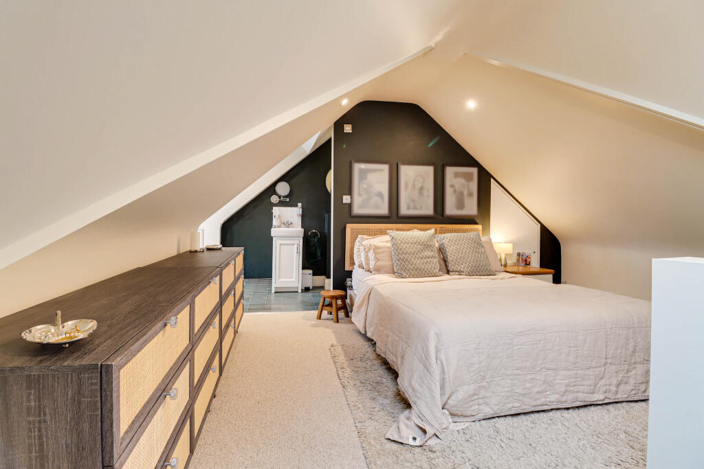 Additional image 18 of Moreton End Lane, Harpenden, AL5