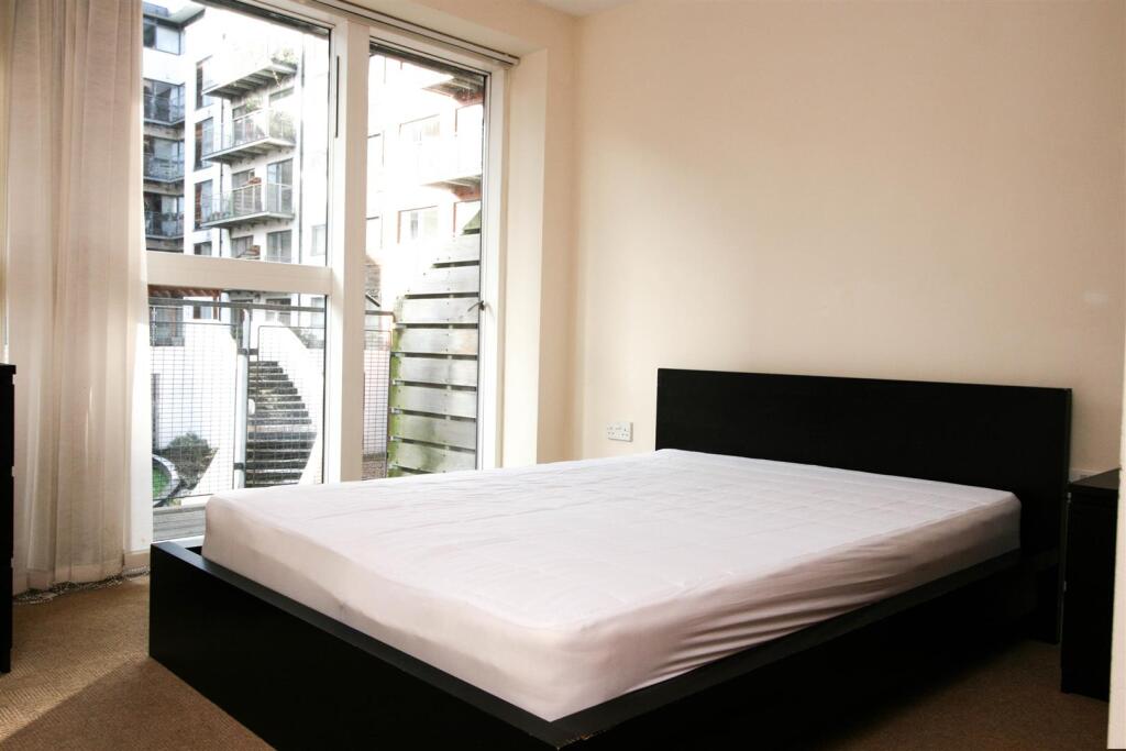 Additional image 5 of Sinope, 58 Sherborne Street