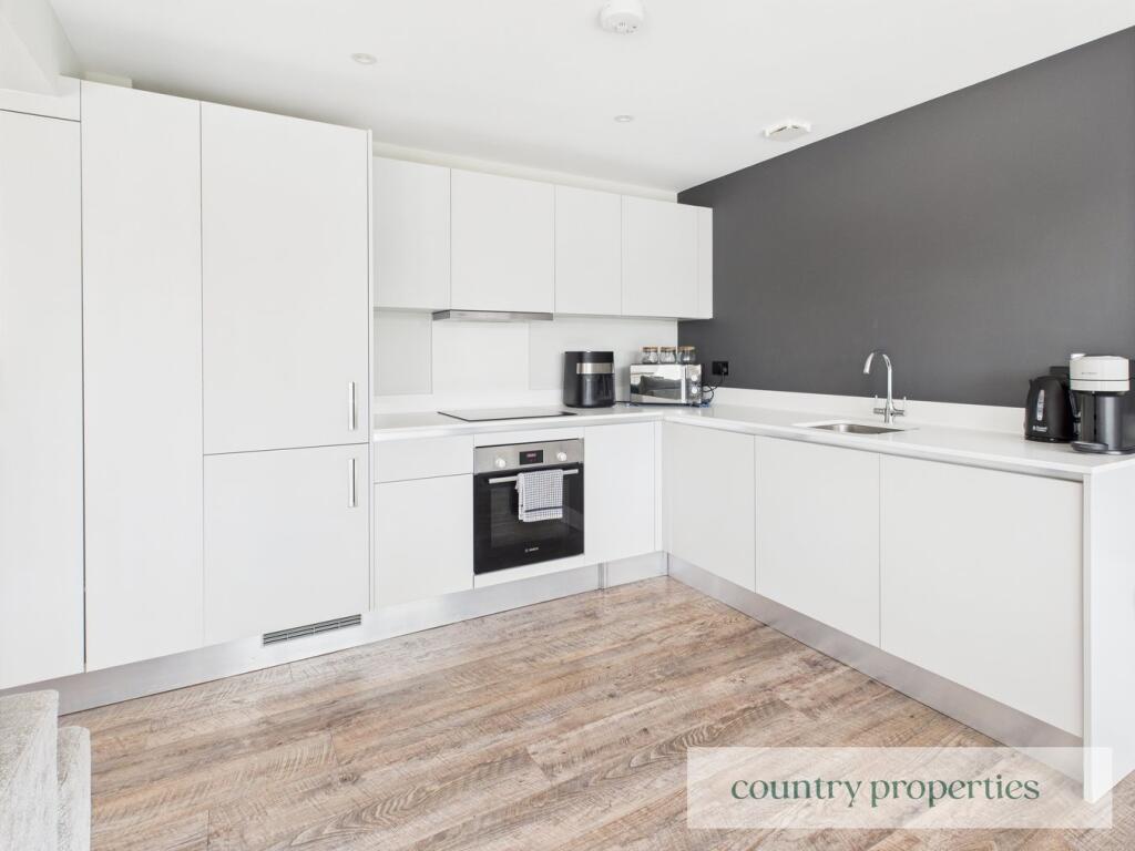 Additional image 3 of Parkway, Welwyn Garden City, AL8