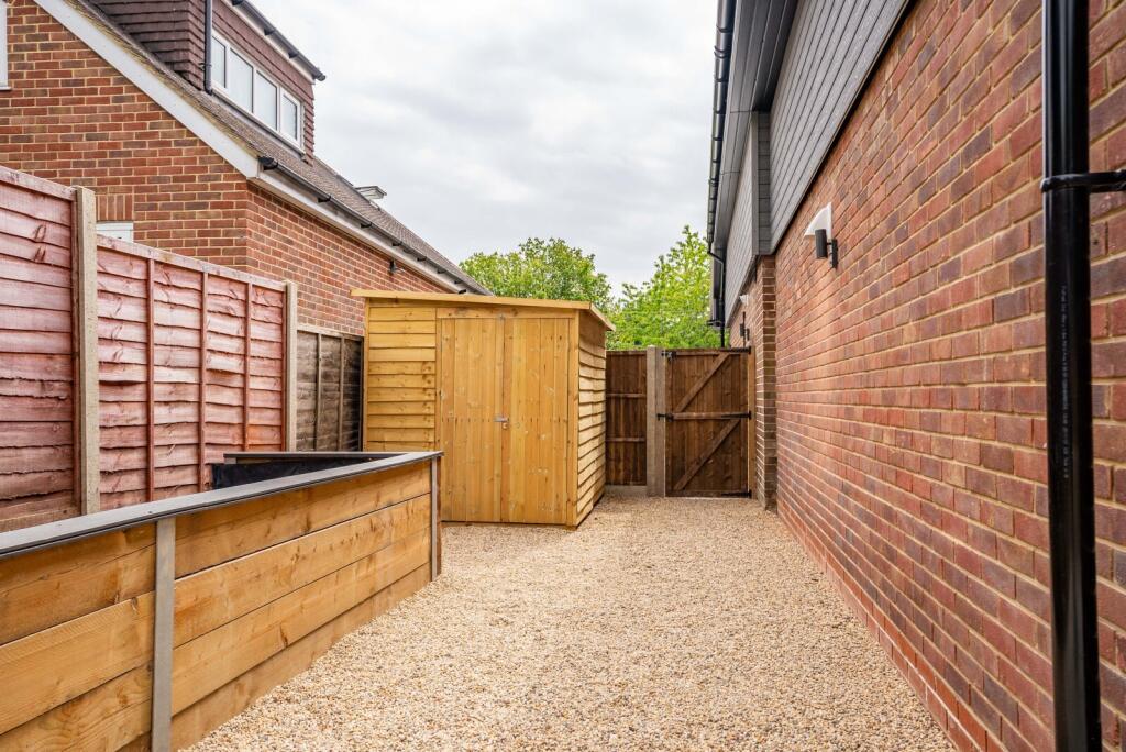 Additional image 20 of Grove Road, Harpenden, Hertfordshire, AL5