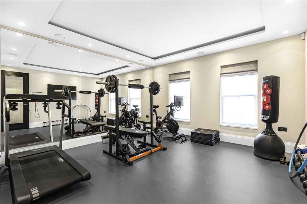 Additional image 13 of Brookmans Avenue, Brookmans Park, Hertfordshire, AL9