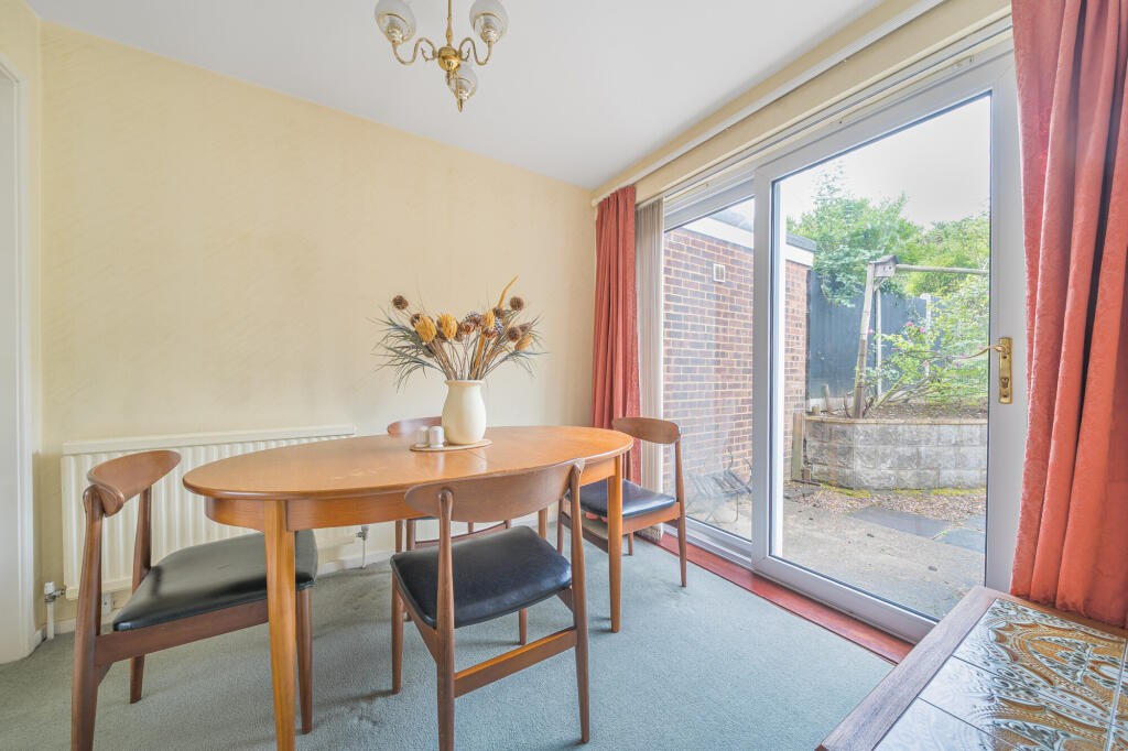 Additional image 5 of Wroxham Way, Harpenden, AL5