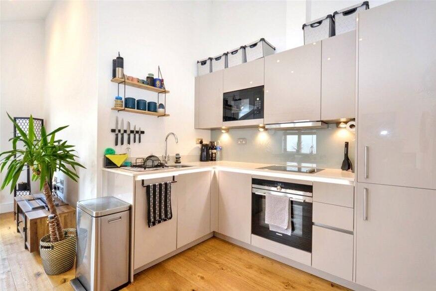 Additional image 5 of Verulam House, Luton Road, Harpenden, AL5