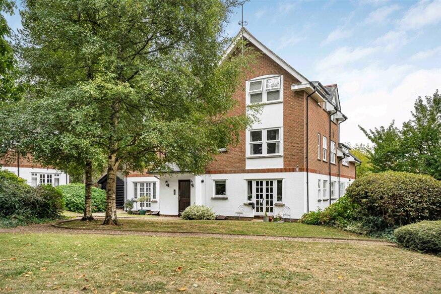 Additional image 9 of Milton Road, Harpenden, AL5